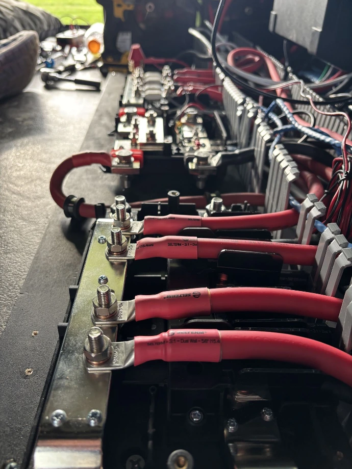 Victron lynx and cables